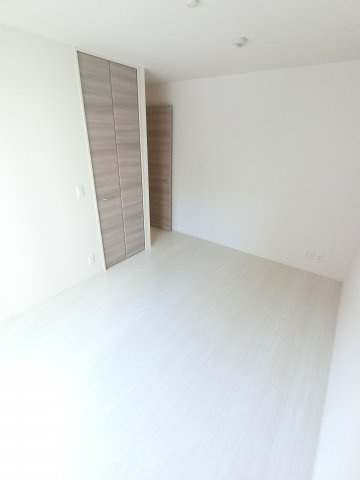 【寝室】