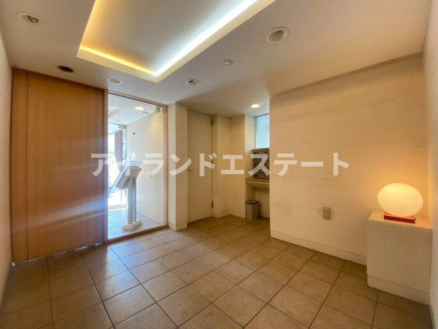 ステランテ駒沢　駅近　南東角部屋　ウォークインクロゼットのロビー