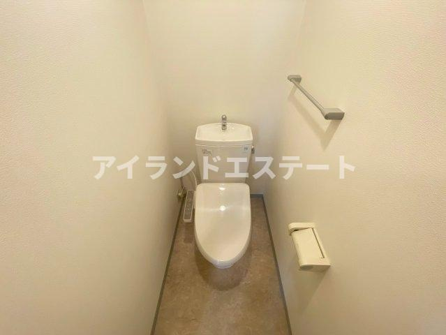 ステランテ駒沢　駅近　南東角部屋　ウォークインクロゼットのトイレ