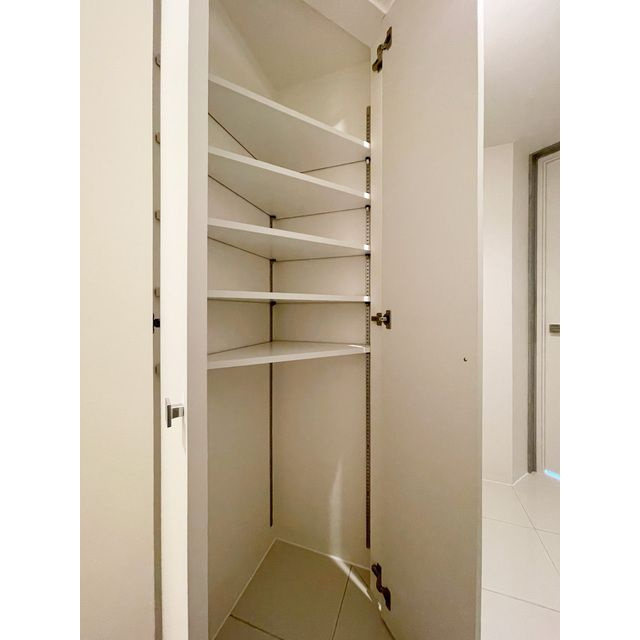 ＡＬＥＲＯ世田谷羽根木の収納