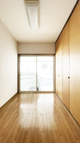 論田町本浦下19-13　借家の居間・リビング