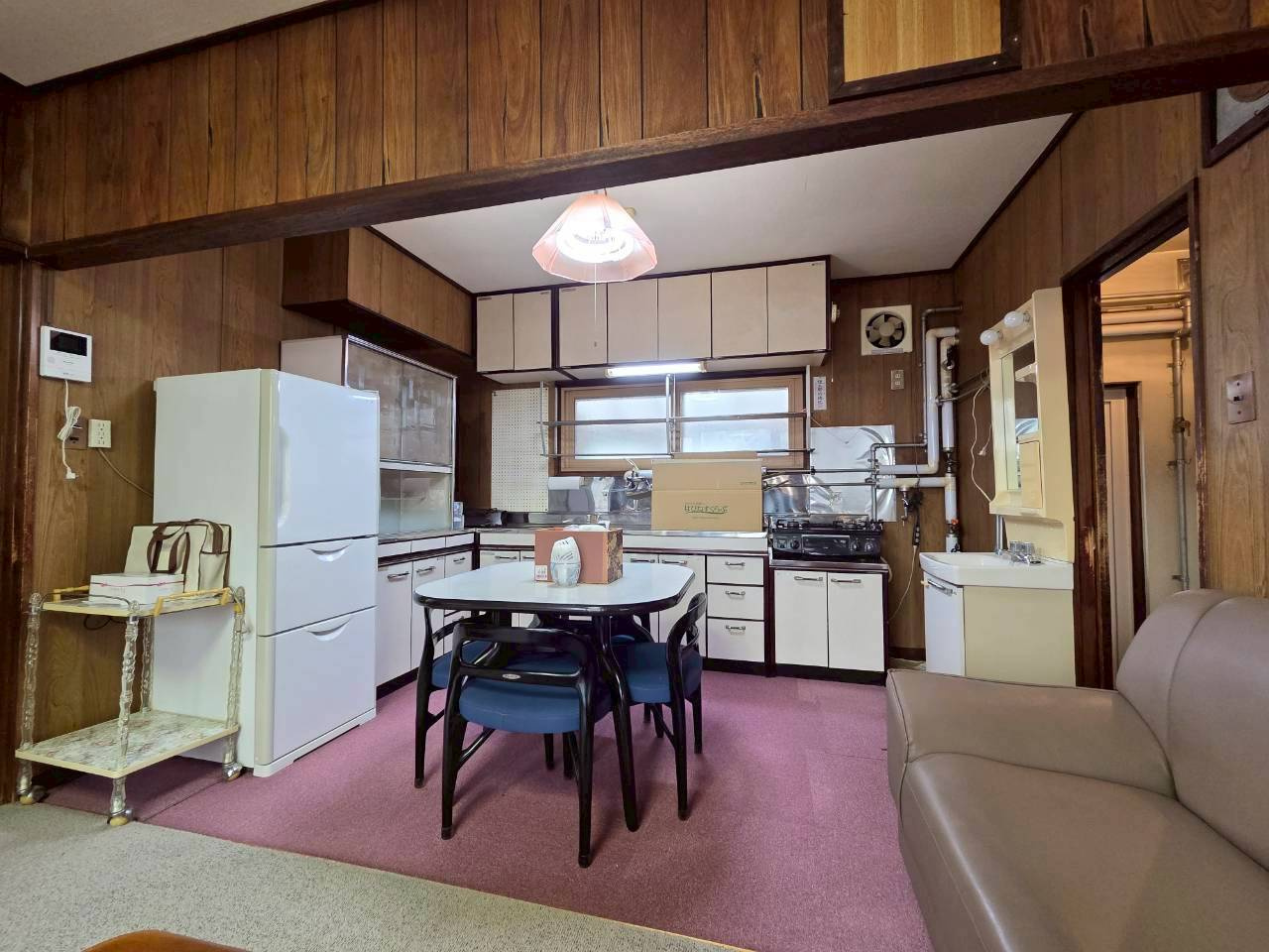 桜ケ岡1丁目　中古住宅のキッチン