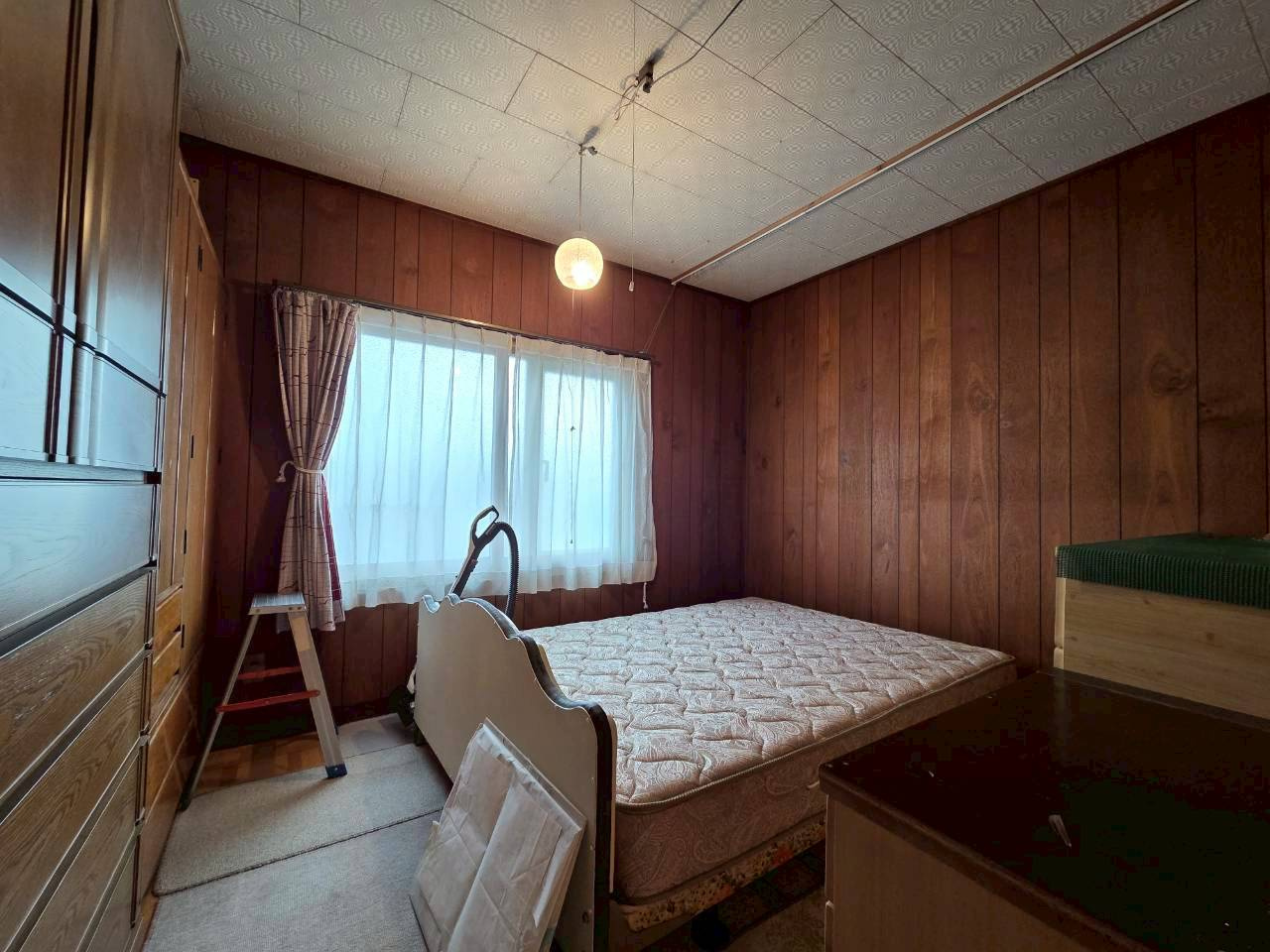 桜ケ岡1丁目　中古住宅の洋室|1階