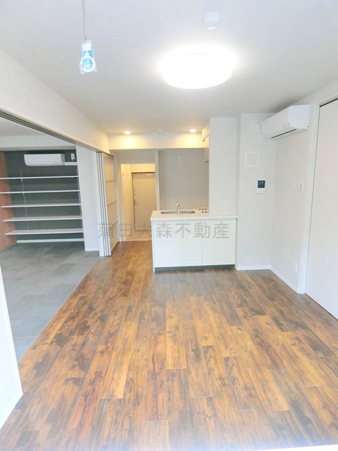SUN Residenceサンレジデンスの居間・リビング|LDK10.3帖