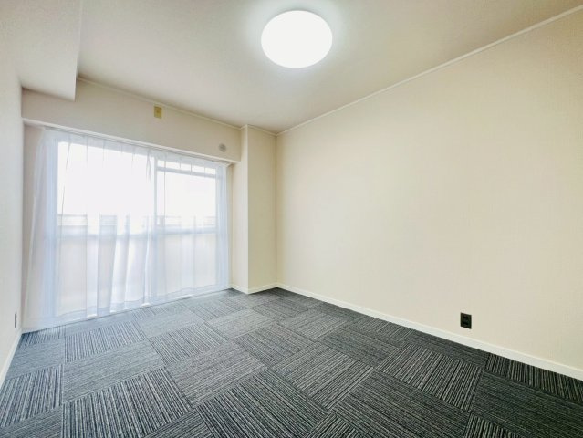 潮見が丘ハイツの子供部屋