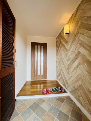 潮見が丘ハイツの玄関