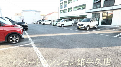 【駐車場】 | グレンツェント | 駐車場