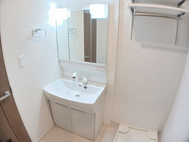 グラン・アルベロ　Ｂの独立洗面台|洗面所