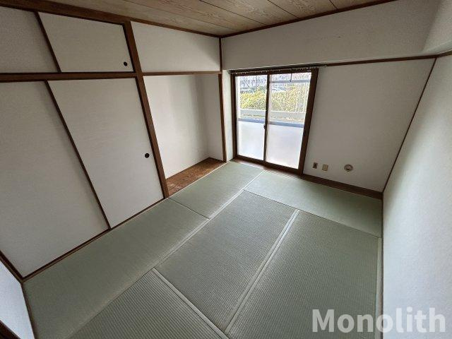 光明台ハイタウンの和室
