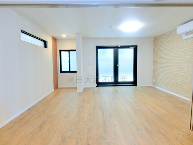 SUN Residenceサンレジデンスの居間・リビング|洋室11.1帖