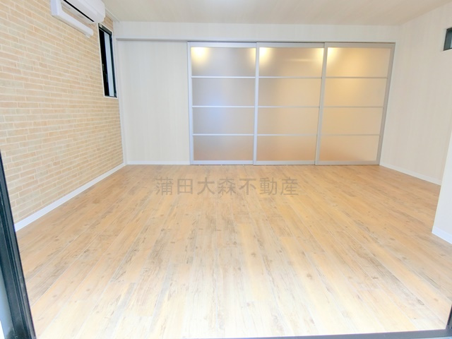 SUN Residenceサンレジデンスの居間・リビング|洋室11.1帖