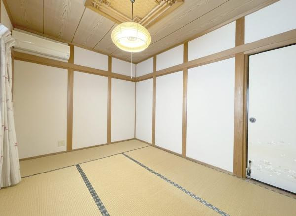 【和室】 | 和室は汎用性が高く様々な使い方ができます♪
収納スペース付きでお部屋もスッキリ片付きますね！