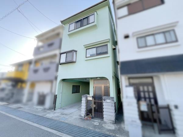 【前面道路含む現地写真】 | 前面道路は交通量も少なく、安心してお住まい頂けます!