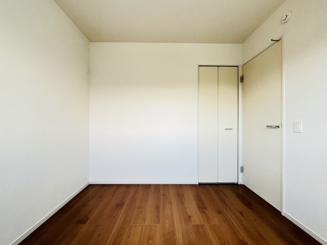 刈谷市野田町西田78番40の一部『仲介手数料無料』新築戸建ての洋室