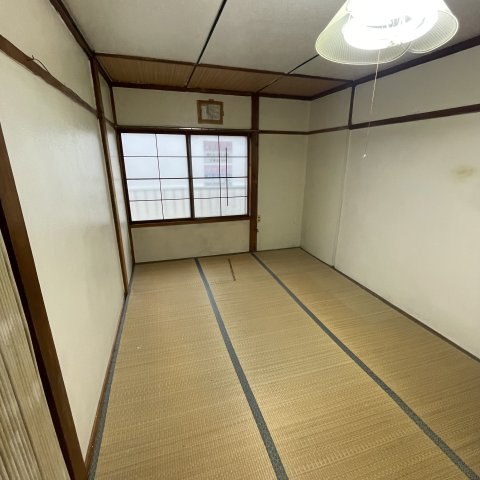 斉藤アパートの和室|日本らしい落ち着いた雰囲気の和室です