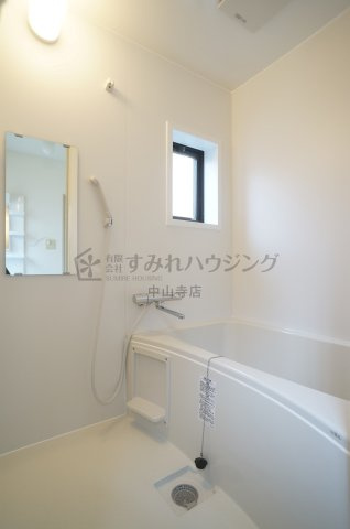 千種4丁目戸建ての浴室