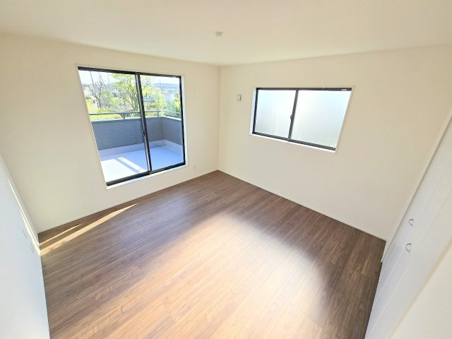 西多摩郡瑞穂町箱根ヶ崎　全２棟の洋室