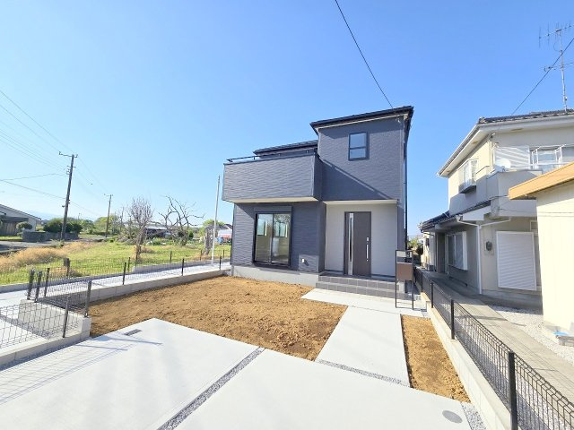 西多摩郡瑞穂町箱根ヶ崎　全２棟の庭