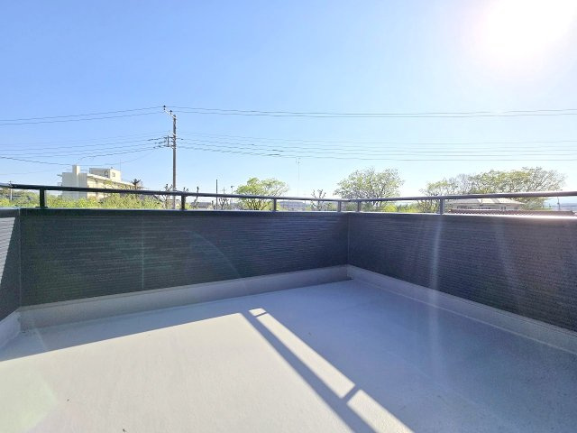 西多摩郡瑞穂町箱根ヶ崎　全２棟のバルコニー
