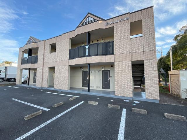 Prendre Sophia（プランドールソフィア）の駐車場