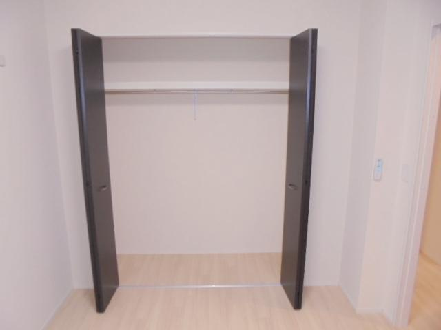 エスカーザの収納|クローゼット