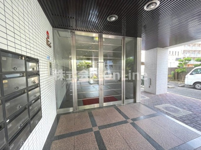 【エントランス】 | ロイヤルハイツ高井田