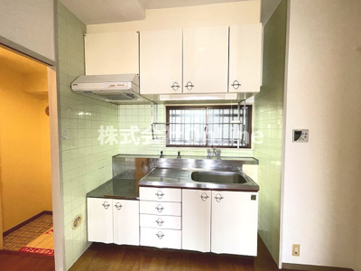 【キッチン】 | ロイヤルハイツ高井田