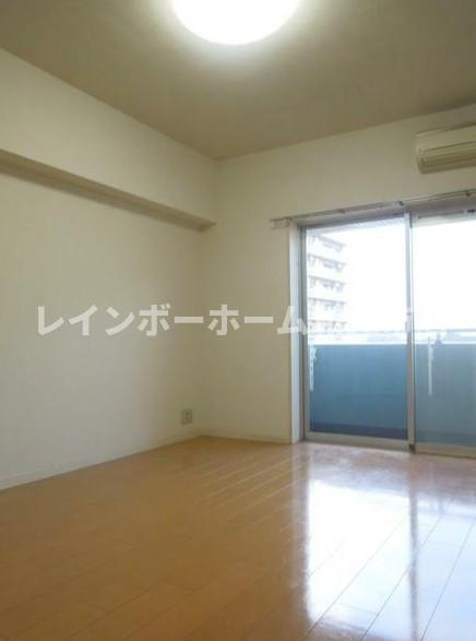 アミティ本川越の居間・リビング