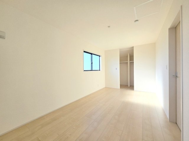西多摩郡瑞穂町箱根ヶ崎　全２棟の洋室