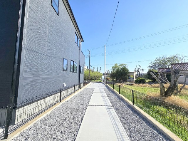 西多摩郡瑞穂町箱根ヶ崎　全２棟の駐車場