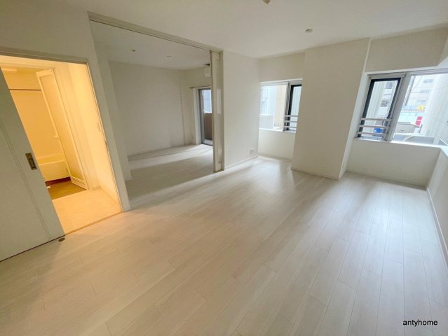クロスレジデンス大阪新町　仲介手数料無料の洋室