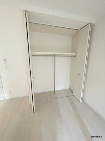 クロスレジデンス大阪新町　仲介手数料無料の収納