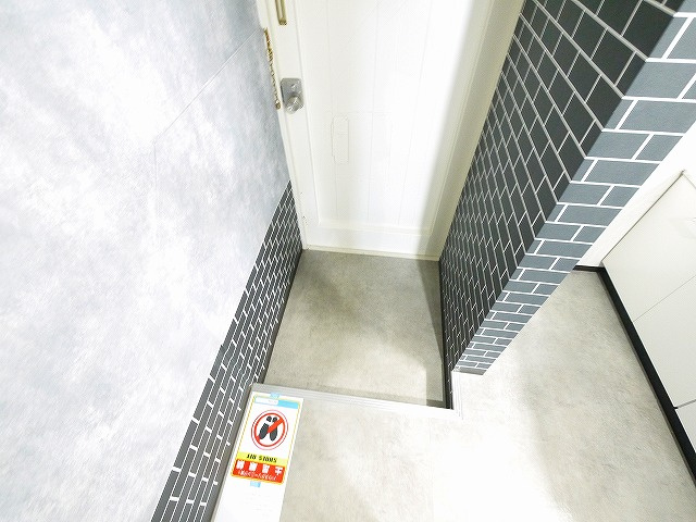 サルベージヤードの玄関|シンプルで使いやすい玄関です