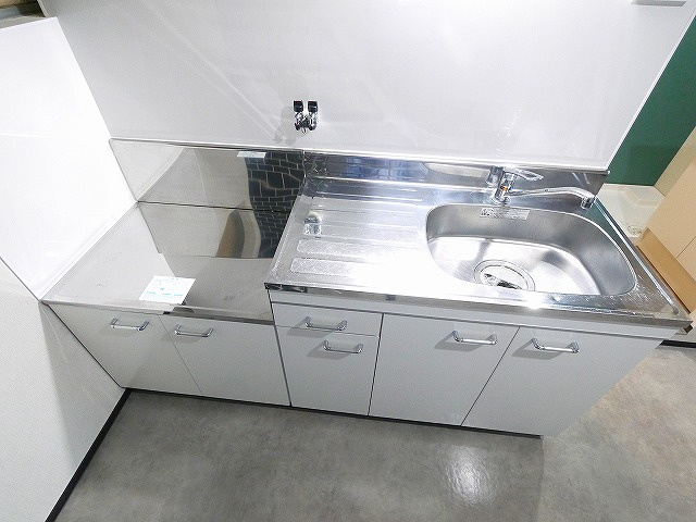 サルベージヤードのキッチン|キッチンです