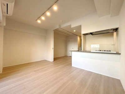 【居間・リビング】 | ルネサンスコート錦糸町Ⅱ