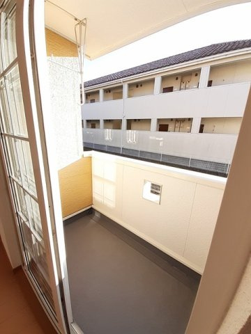 メゾン・ド・ジュネスのバルコニー