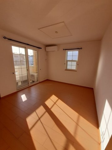 メゾン・ド・ジュネスの居間・リビング