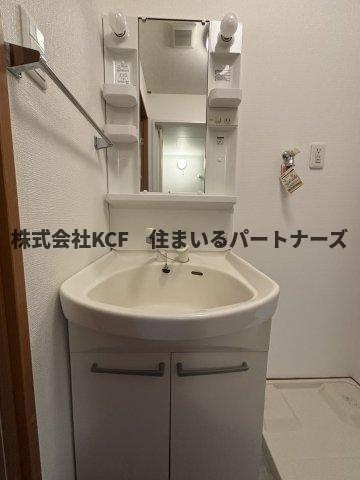 Castle城南の独立洗面台|独立洗面台あり、毎朝おしゃれに忙しい女性の方におすすめです