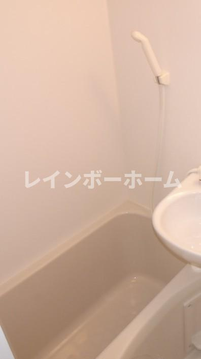 マーレ八広の浴室