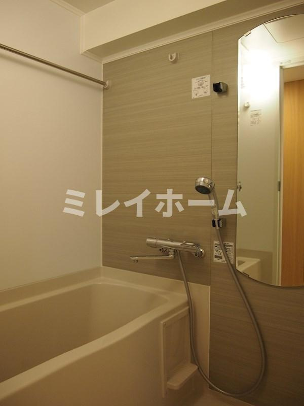 ルーブル旗の台弐番館の浴室