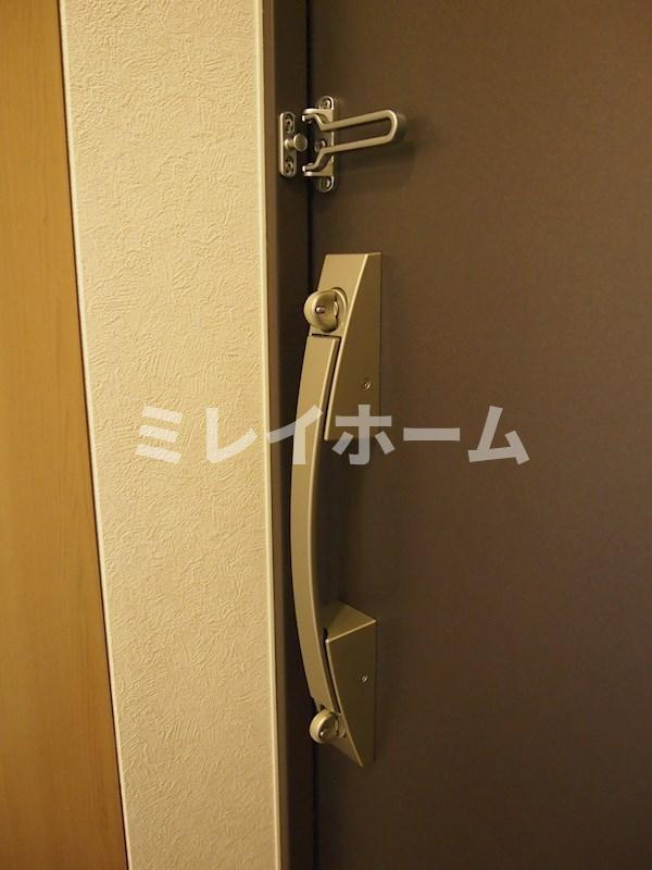 ルーブル旗の台弐番館の玄関