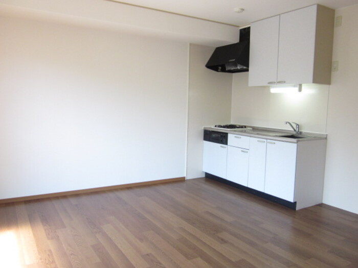 エーデルハイム　ＡＢの居間・リビング