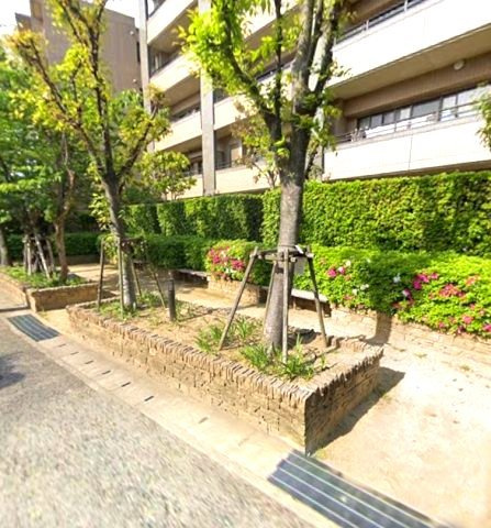 コスモ芦屋川シーサイドテラスの周辺|都心生活を潤す豊かな緑に恵まれたロケーション。
