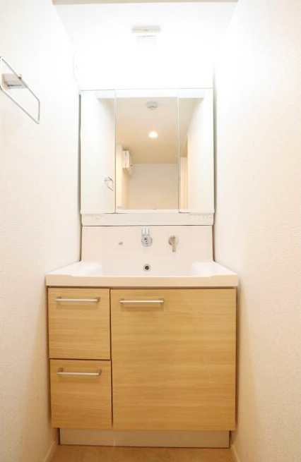 グランヴィル芦屋西の洗面所
