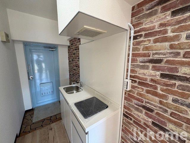 林泉第7ビルのエントランス|落ち着いたエントランスです