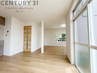 西宮市五月ケ丘中古戸建の居間