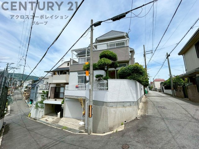 木造２階建