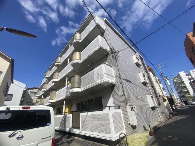 グリーンハイツ長堂の外観