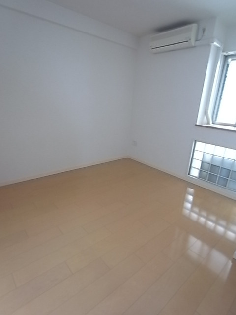 プレミスト神戸ハーバーレジデンスの居間・リビング