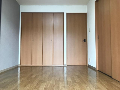 【内装】 | ポルトファミリア | 洋室